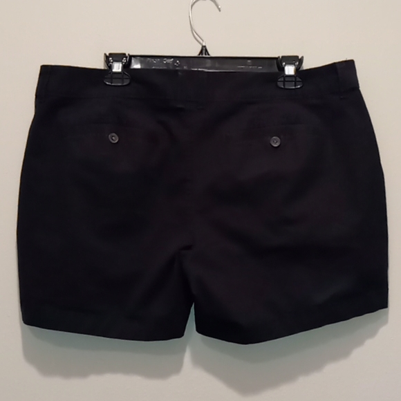 Old Navy shorts - Picture 2 of 4